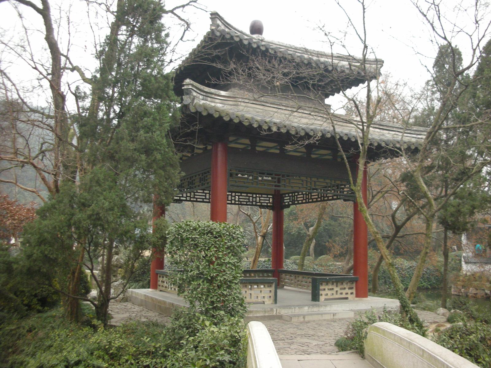 2000年ほど前は錫(スズ)の産地だったが、今は錫がない無錫(その2..無錫を代表する観光地である太湖)